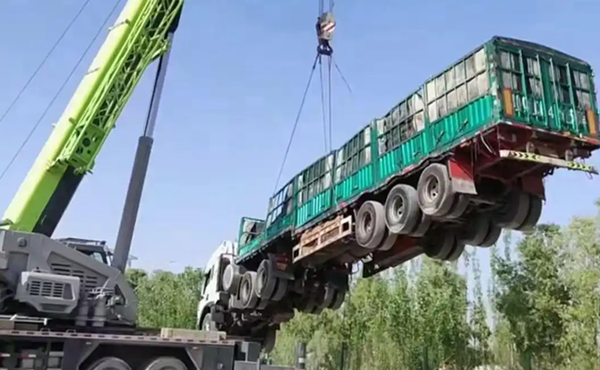 新洲区道路脱困救援案例
